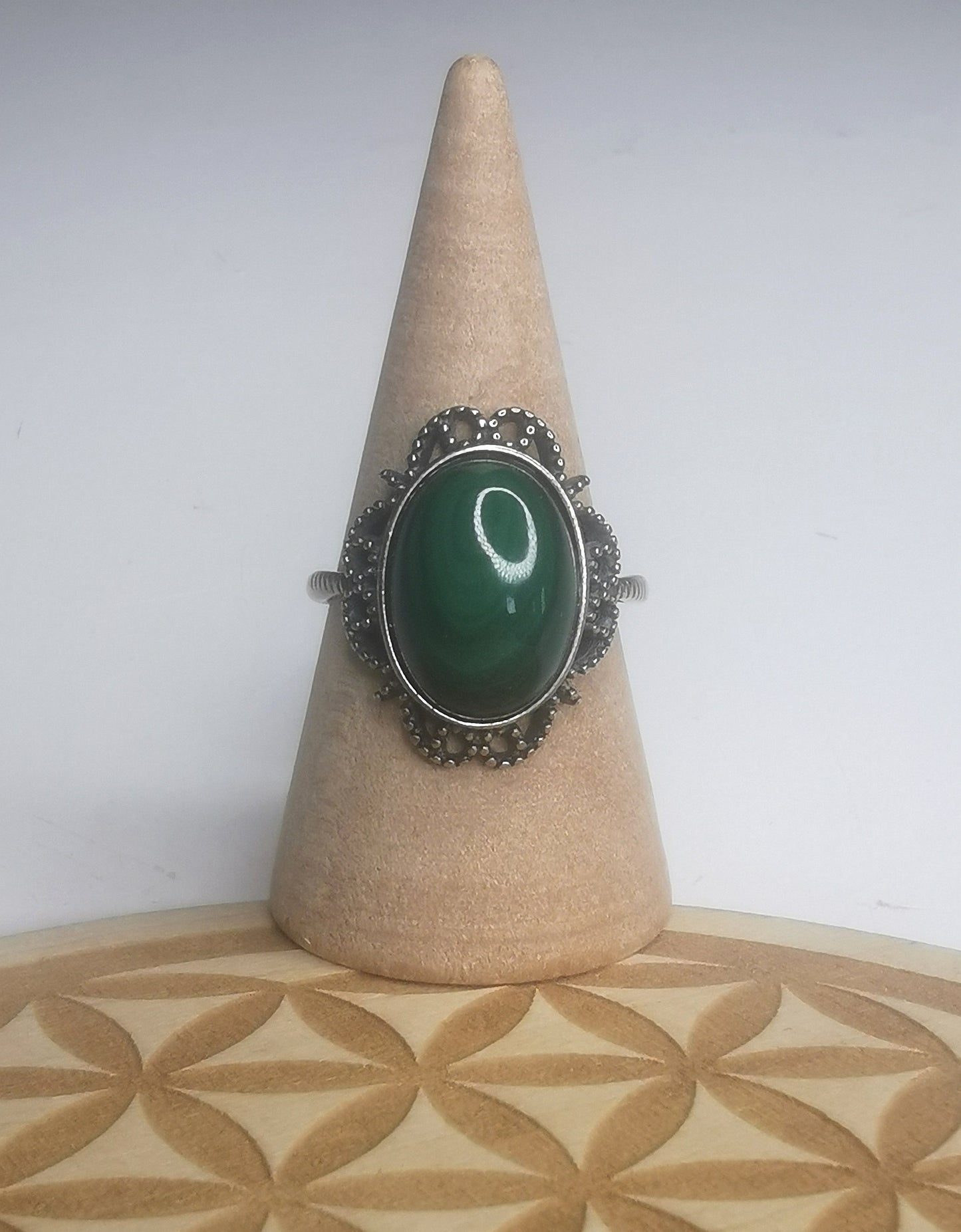 NOUVEAU - Bague en malachite sur argent