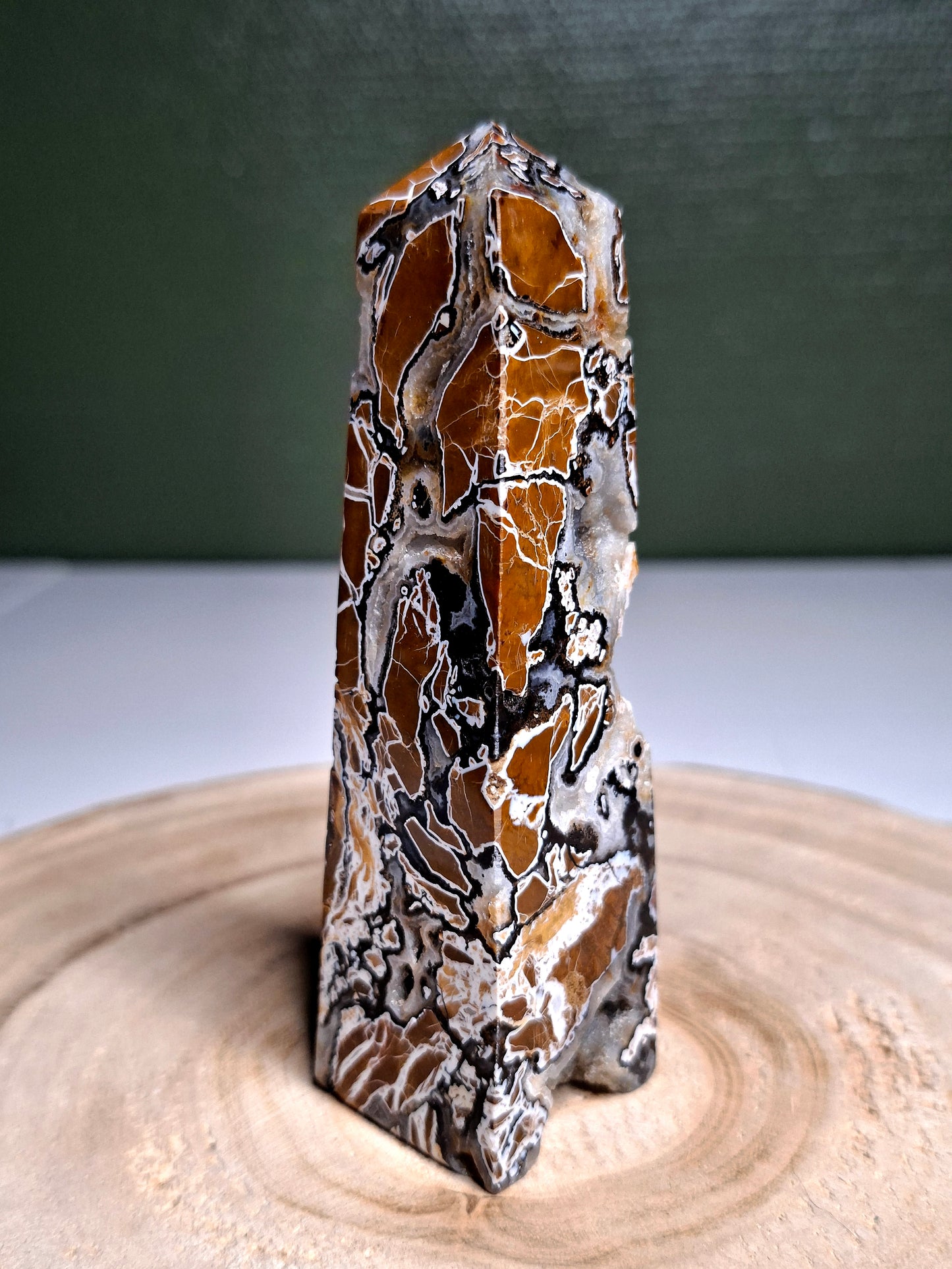 NOUVEAU - Tour en jaspe maligano