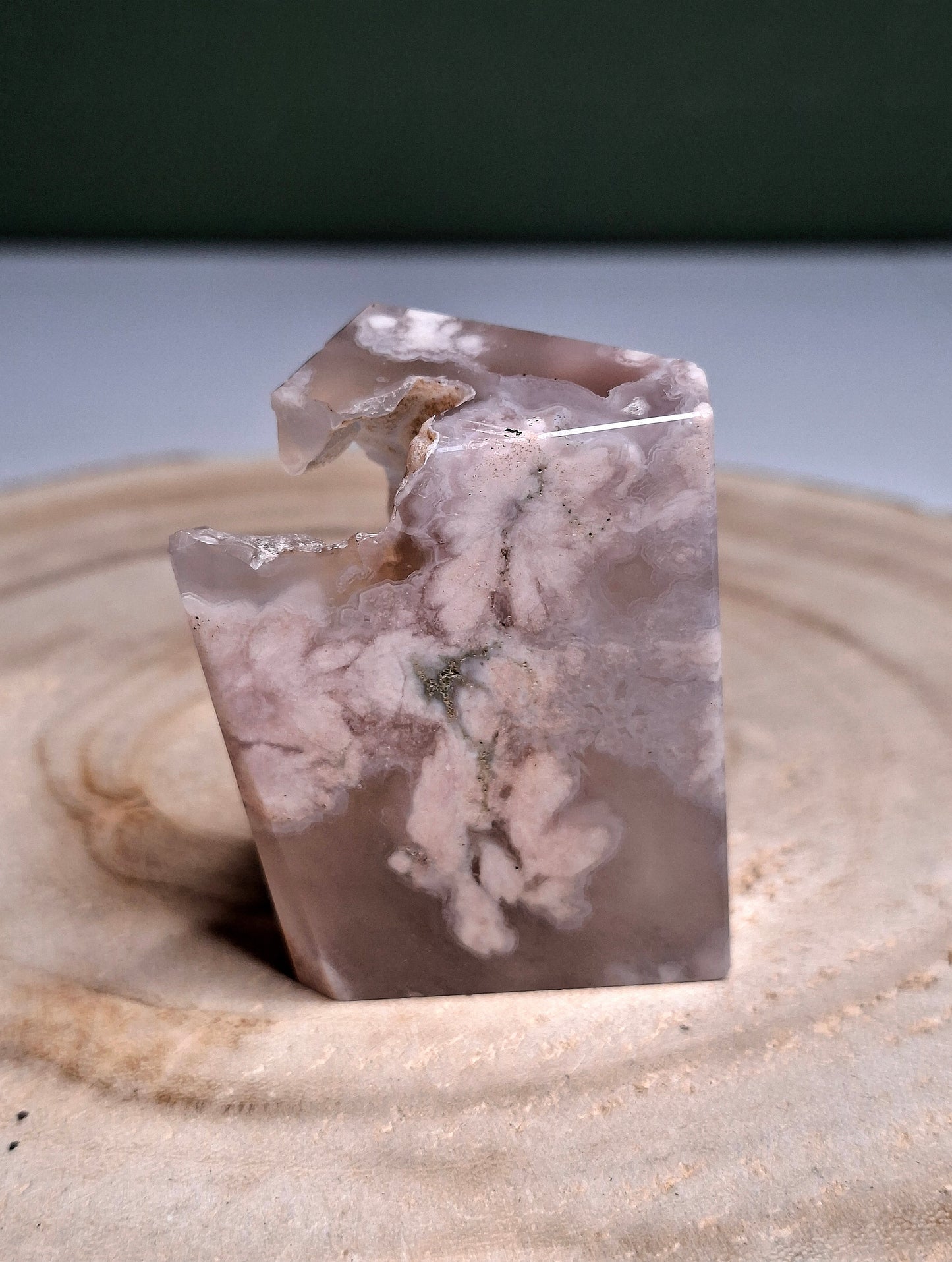 NOUVEAU - Forme libre en agate fleur