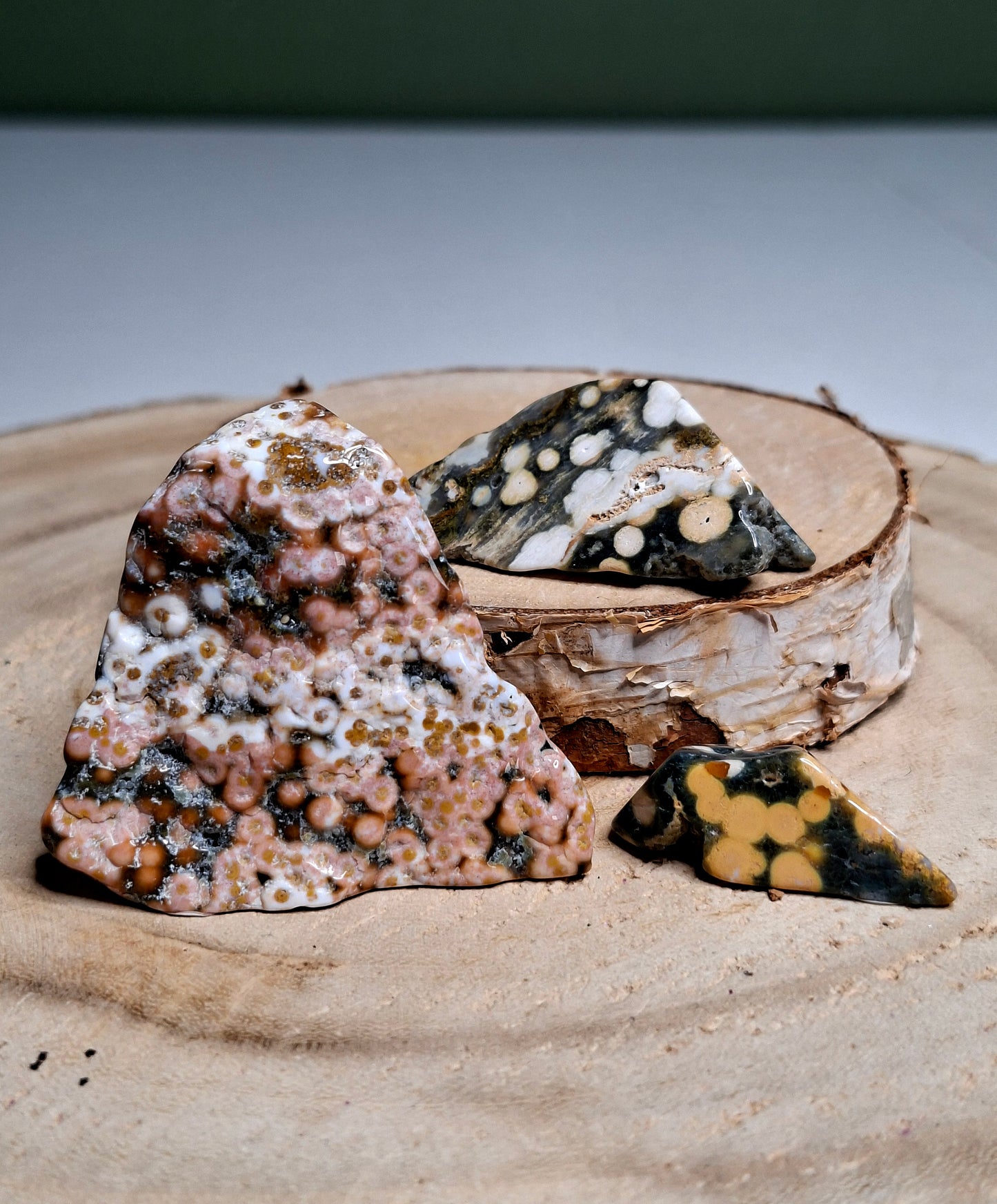 NOUVEAU - Forme libre en jaspe océan