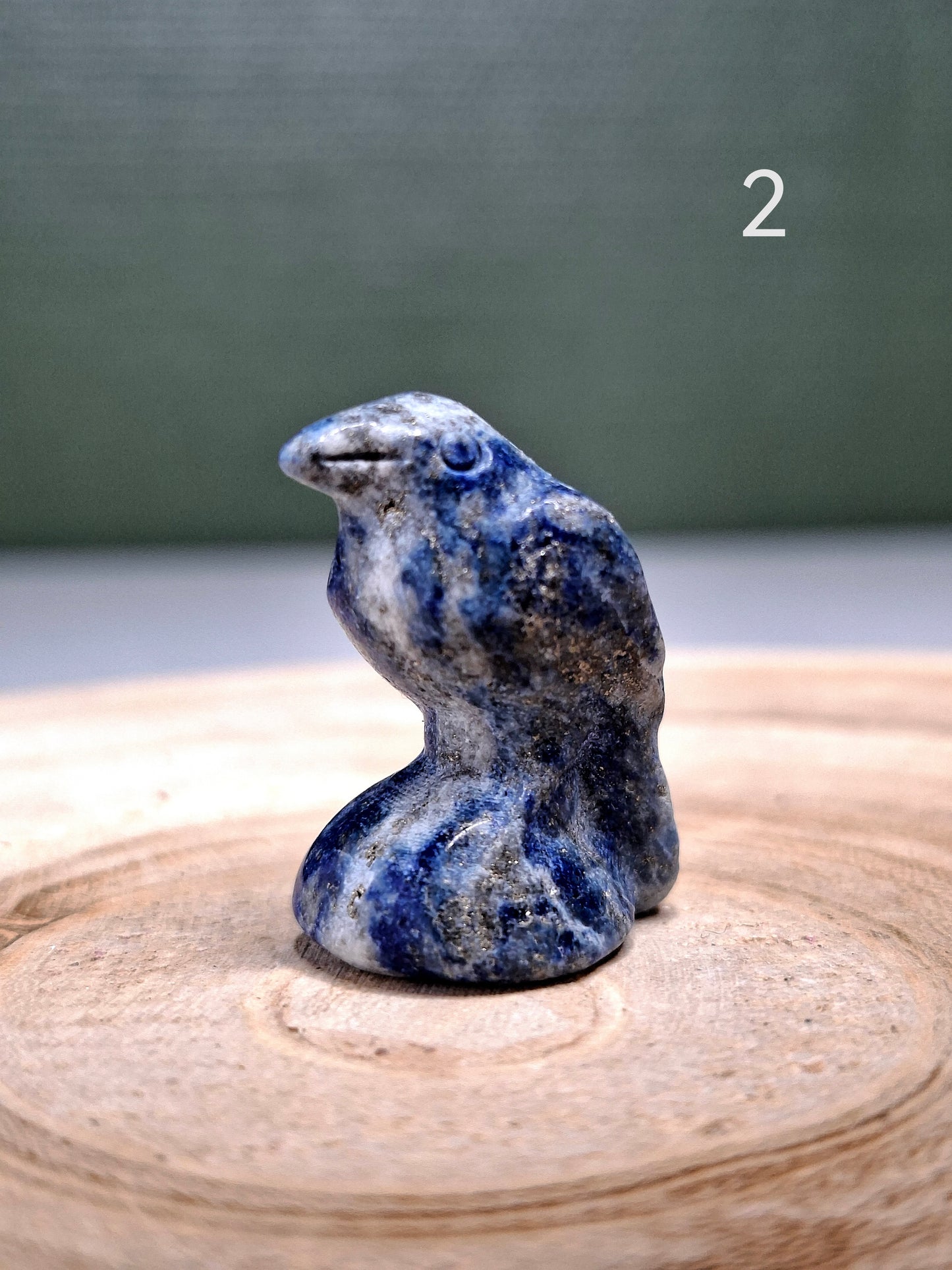 NOUVEAU - Corbeau en lapis lazuli