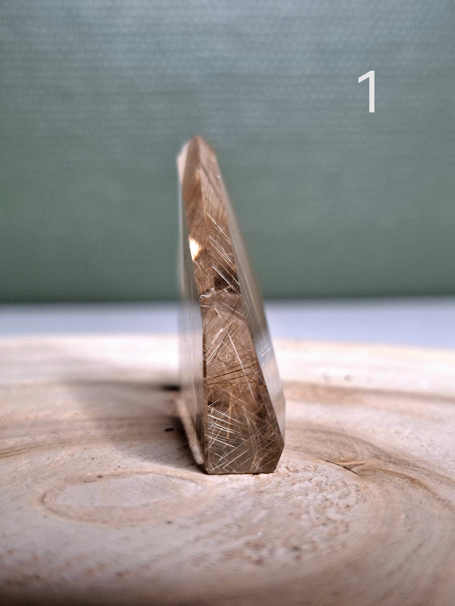 NOUVEAU - Forme libre en quartz rutile