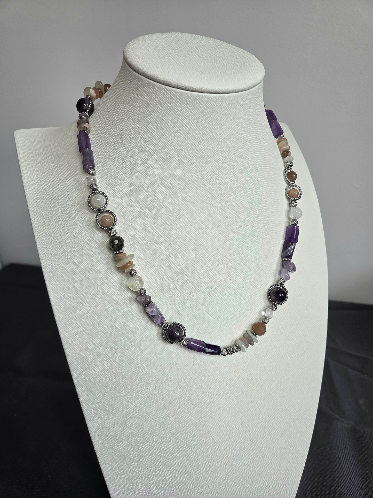 NOUVEAU - Collier "intuition"