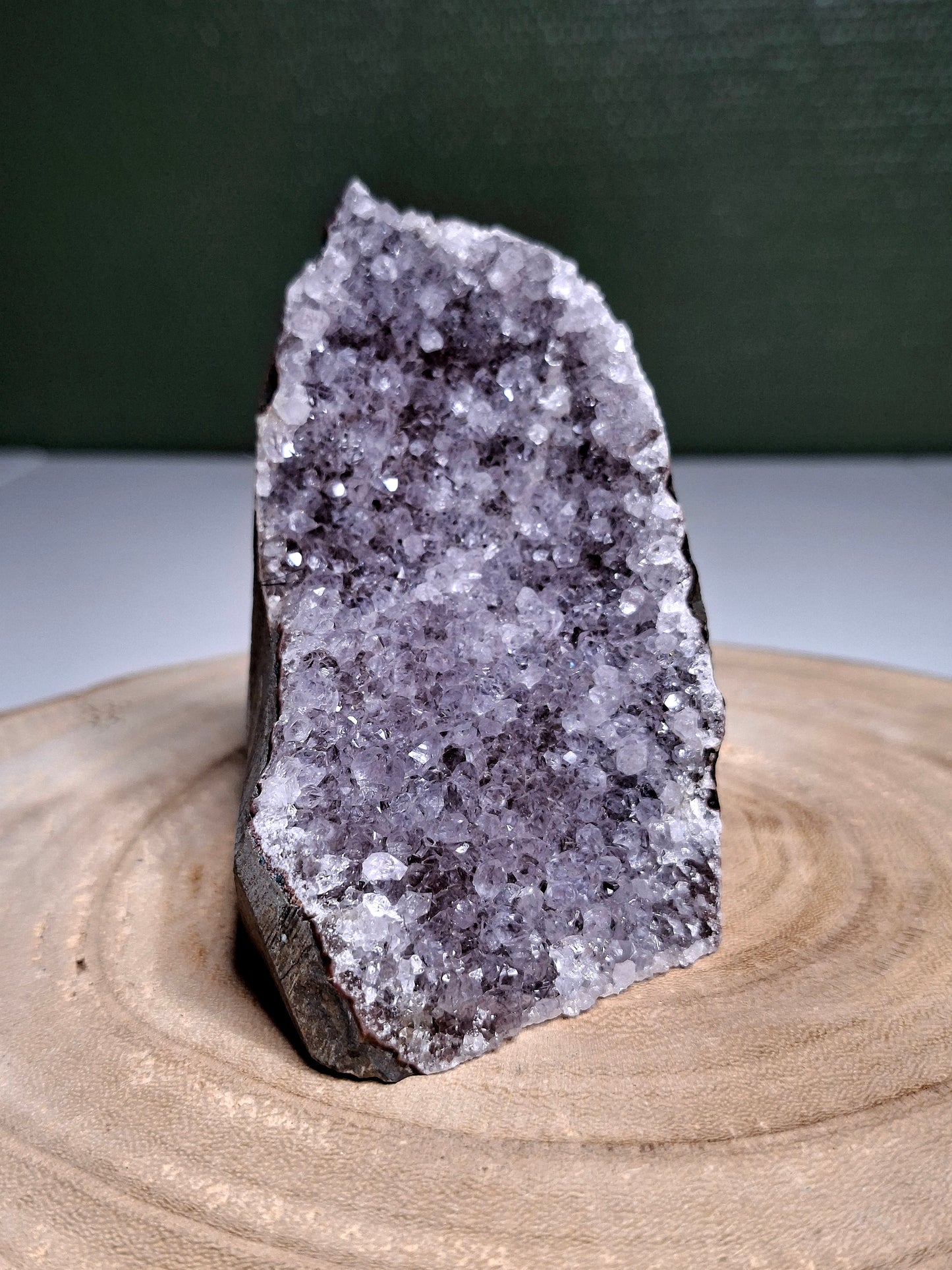 NOUVEAU - Géode en améthyste