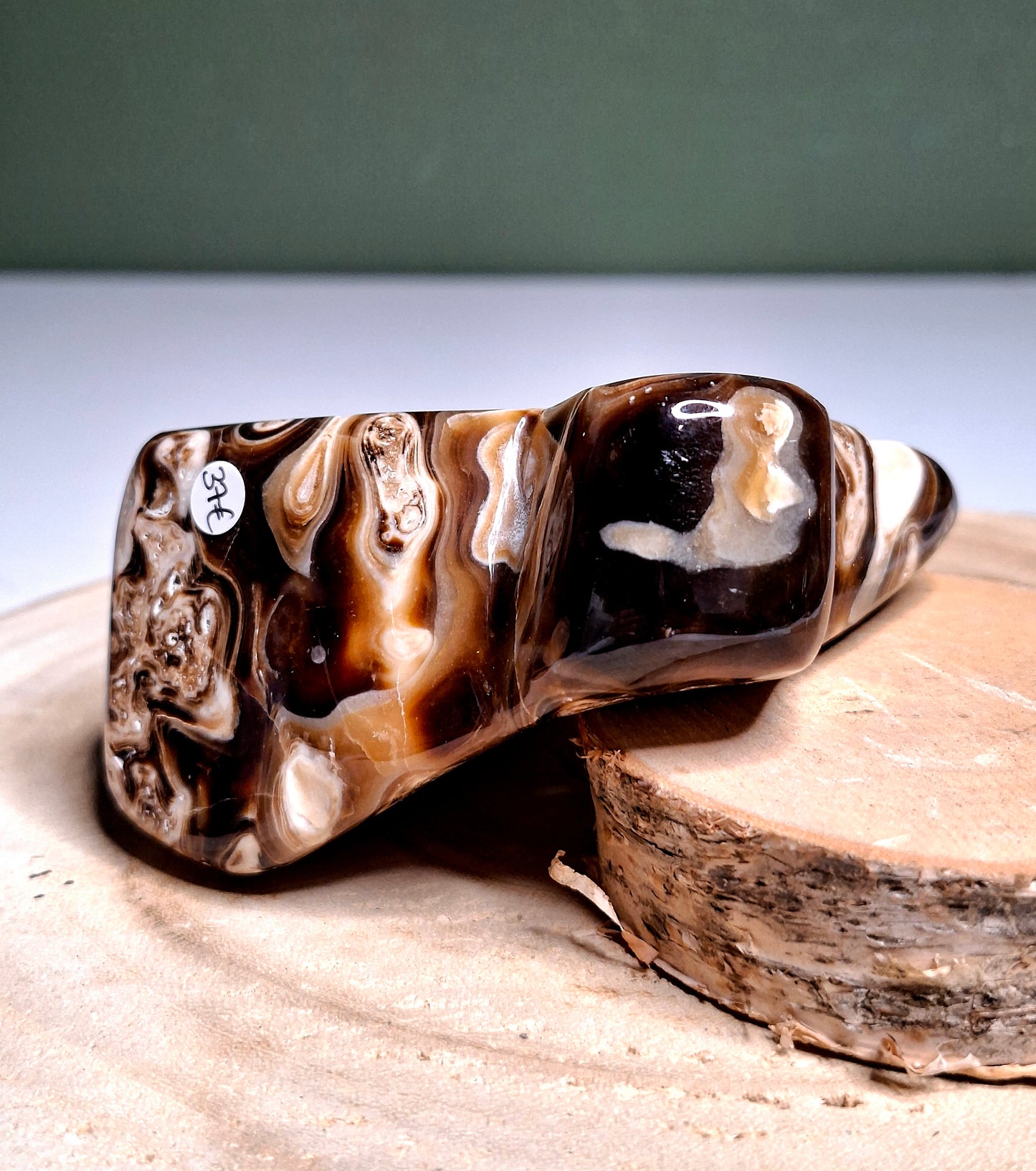 NOUVEAU - Forme libre en calcite chocolat