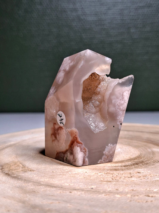 NOUVEAU - Forme libre en agate fleur