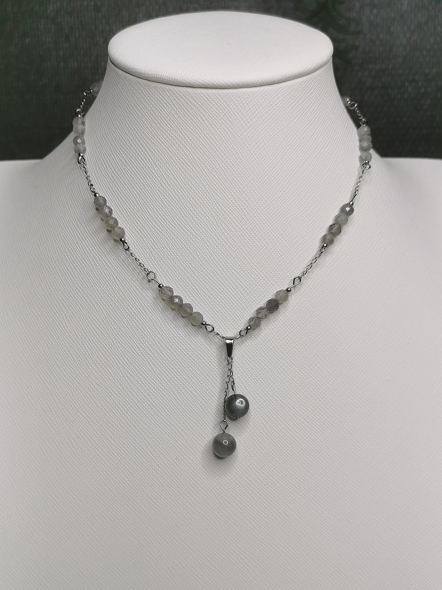 NOUVEAU - Collier en labradorite [Pièce unique]