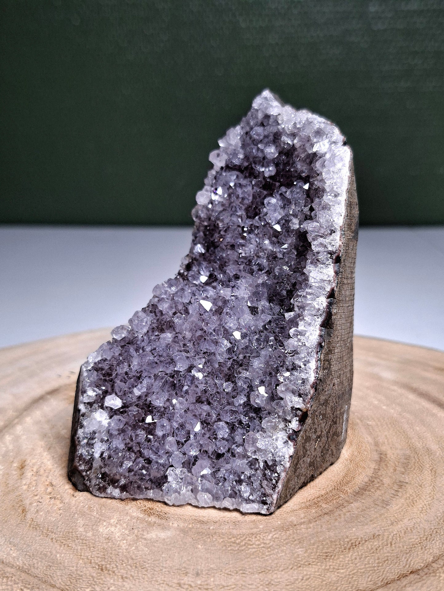 NOUVEAU - Géode en améthyste