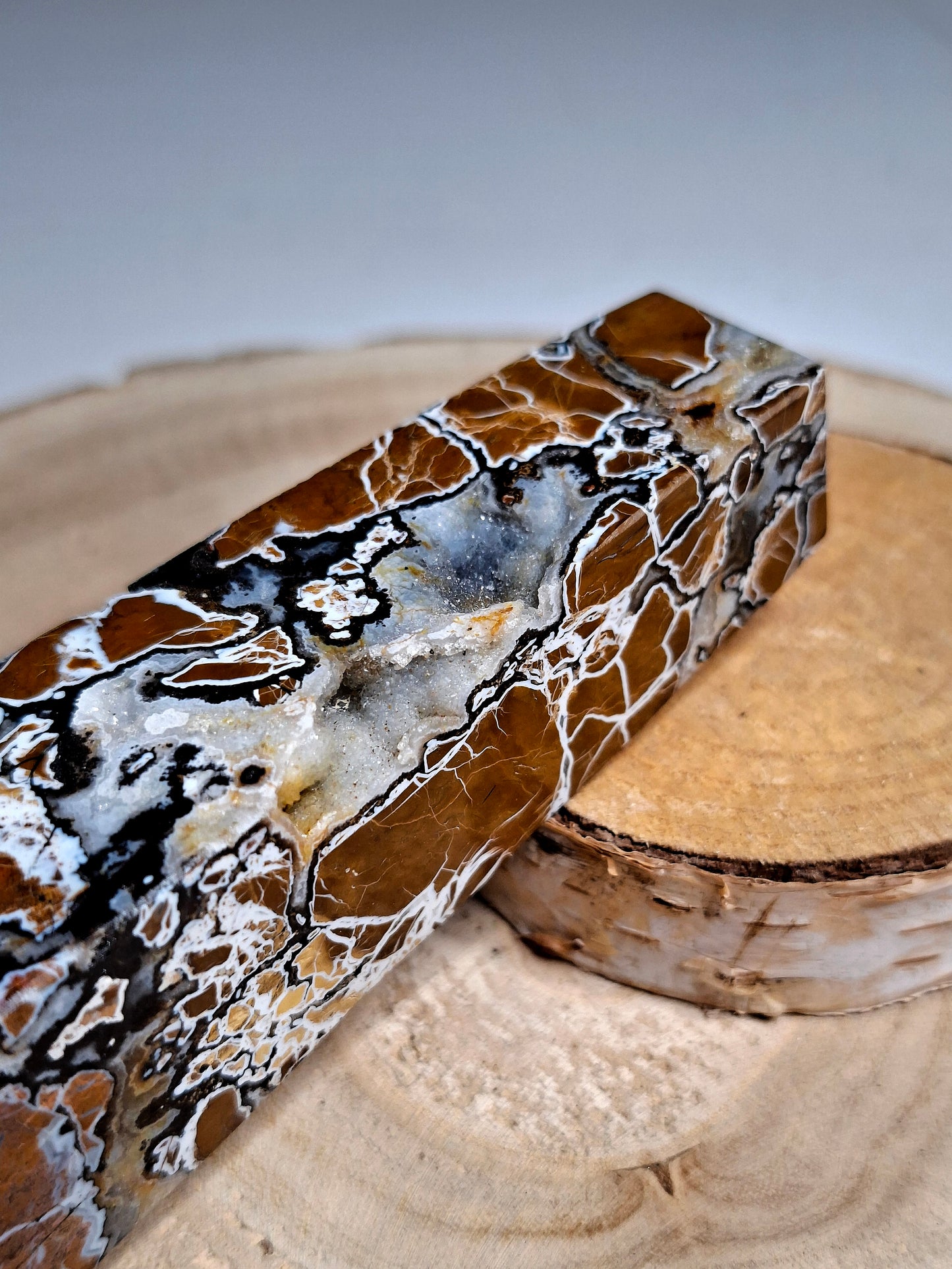 NOUVEAU - Tour en jaspe maligano