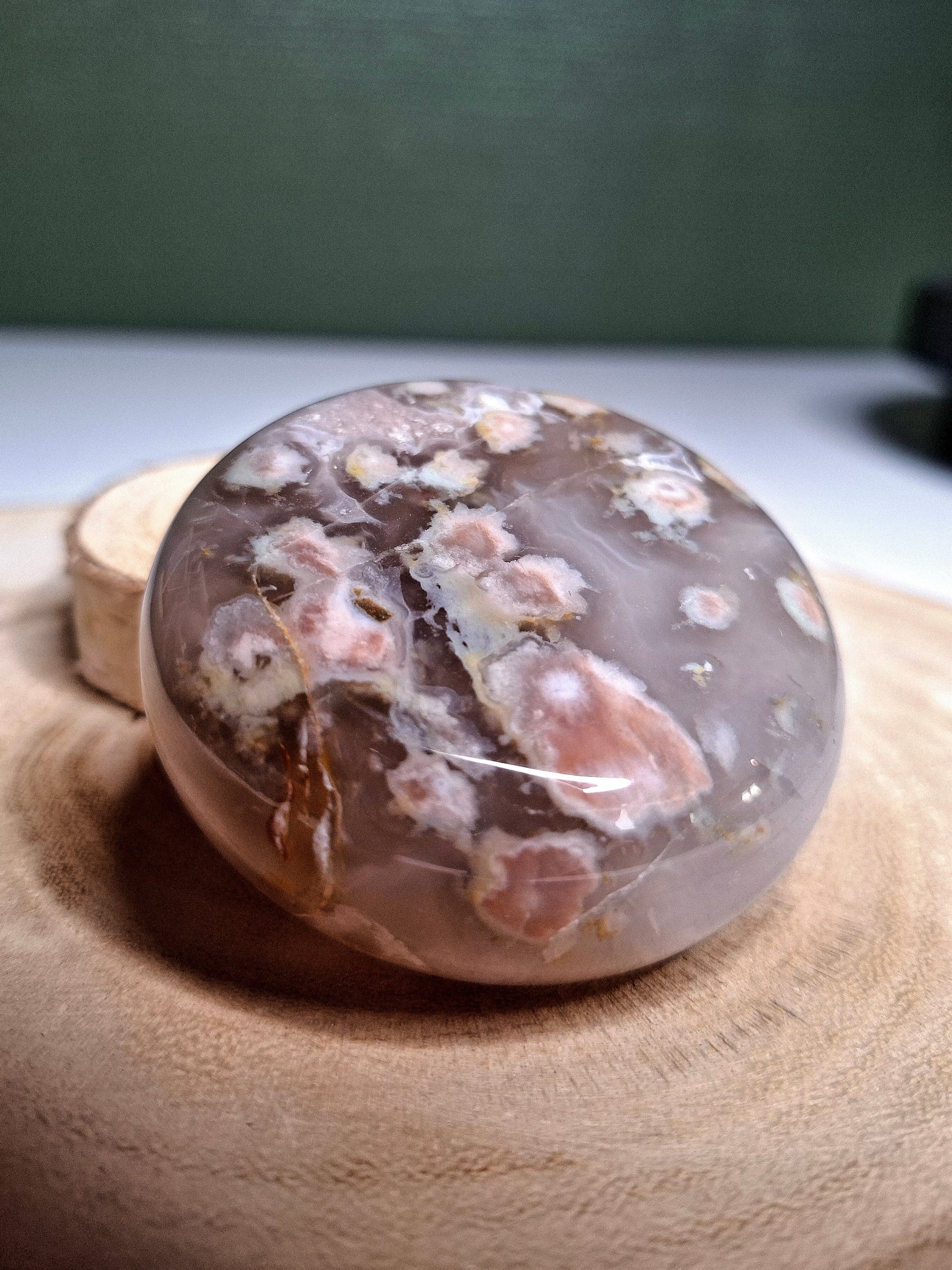 NOUVEAU - Galet plat en agate fleur