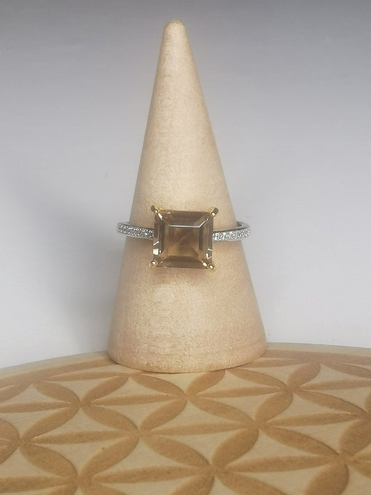 NOUVEAU - Bague en quartz fumé sur argent